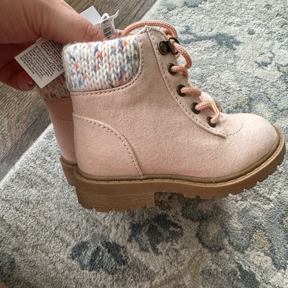 Brand new little girl pink boots - Picture 2 of 4
